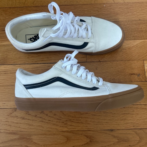 NWOT Vans Old Skool Gum sole - Picture 1 of 5